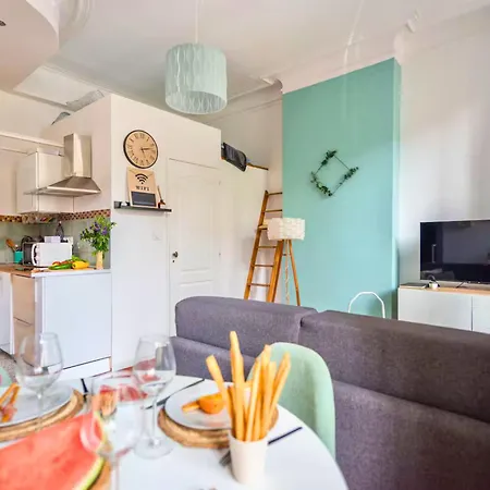 Apartament Le Garibaldi - Ideal Couple & Pro- Animaux Acceptes - 5min A Pied Du Port - Centre - Commerces - 10min En Voiture - Wifi Hd - Parking Gratuit Dans La Rue La Seyne-sur-Mer